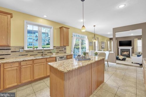 20 Venuti Dr, Chester PA 19014-3600 exterior