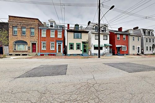 1917 Wharton St, Pittsburgh PA  15203-1843 exterior