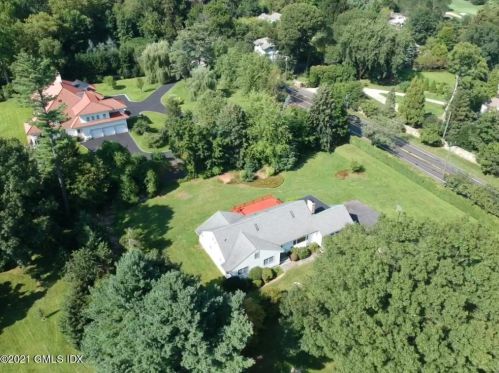 351 North St, Greenwich CT 06830-3903 exterior