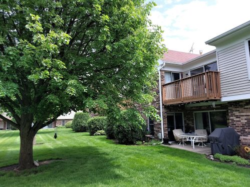 848 Chasefield Ln, Bull Valley IL 60014-8465 exterior