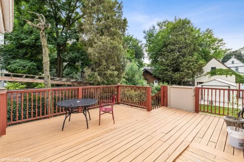 2436 Sawyer Ave, Chicago IL 60647-2517 exterior