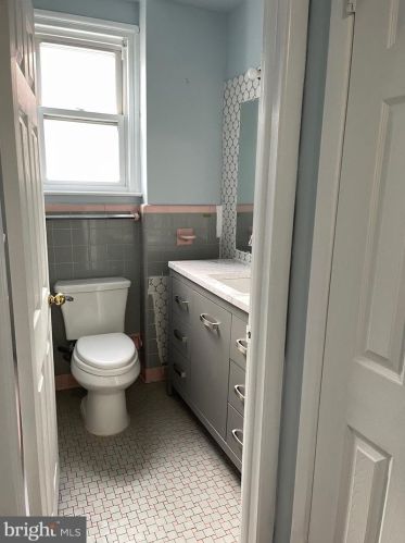 7807 Horrocks St, Philadelphia PA 19149-3315 exterior