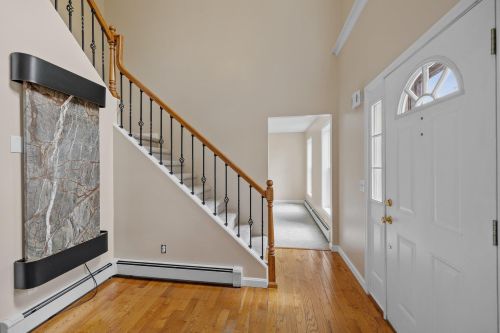 465 Josiah Bartlett Rd, Concord NH 03301-5919 exterior