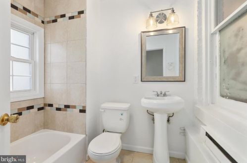 4418 14 St, Washington DC 20011-7020 exterior