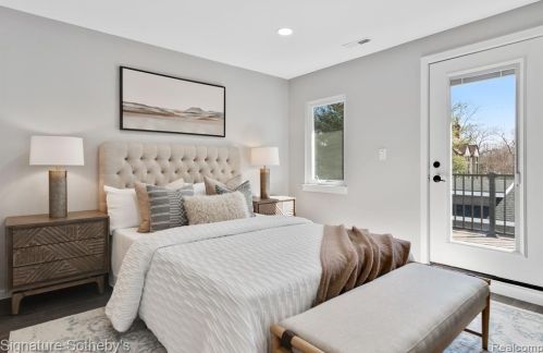 967 Southfield Rd, Bham MI  48009-1625 exterior