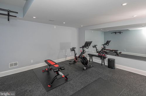 166 Library Pl, Princeton NJ 08540-3019 exterior