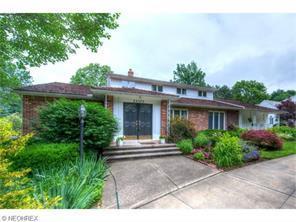 22575 Canterbury Ln, Cleveland OH  44122-3905 exterior