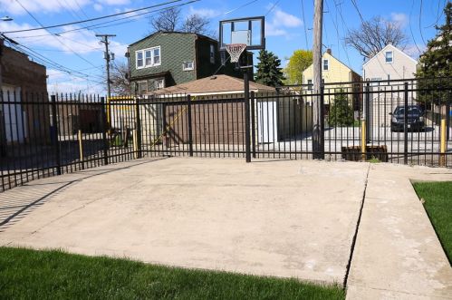 2252 Keeler Ave, Chicago IL 60652-1233 exterior