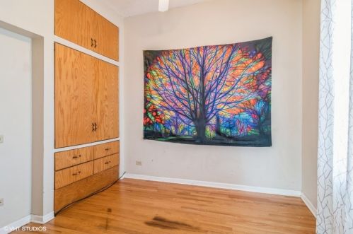 2928 Elston Ave, Chicago IL 60618-1809 exterior