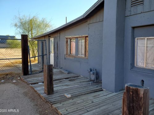 1805 31 Pl, Phoenix AZ 85008-3717 exterior