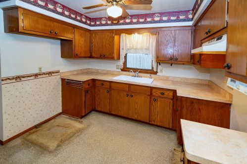 1810 Abbott Ave, Milwaukee WI 53221-3426 exterior