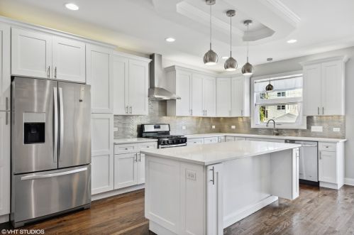 4825 Indiana Ave, Chicago IL  60615-1105 exterior