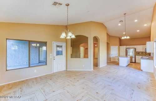 4541 Paseo Don Rolando, Tucson AZ 85746-8464 exterior