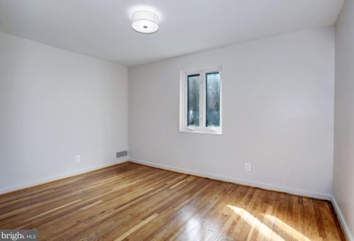 1707 Lansdowne Way, Silver Spring MD 20910-1440 exterior