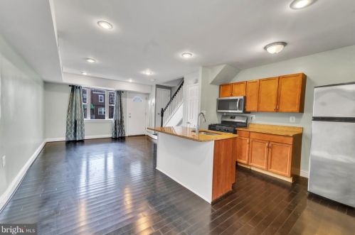 3322 Clay Pl, Washington DC 20019-1429 exterior