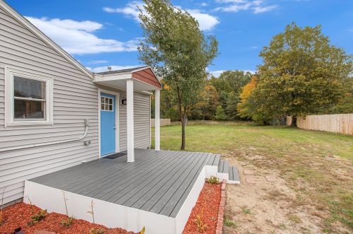 1016 Green Creek Rd, Meskegon MI  49445-1838 exterior