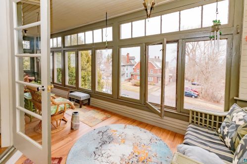 1721 1 St, Duluth MN 55806-2146 exterior