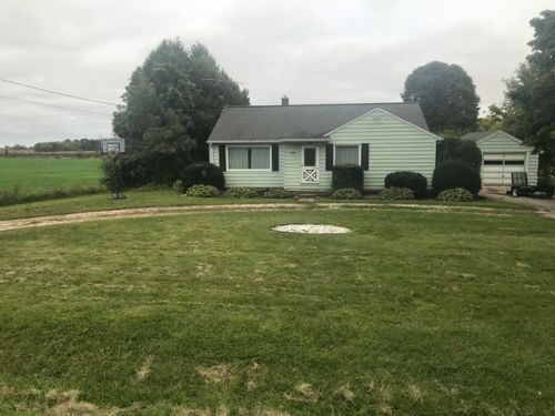 3405 Wagon Wheel Rd, Manitowoc, WI 54220-9412