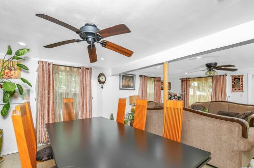 12 Prospect Dr, Huntington Station NY 11746-2920 exterior