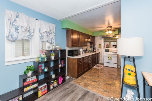 1321 Whiting St, Wyoming MI  49509-1052 exterior