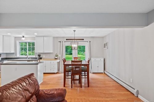 86 Pleasant Vw Dr, Killingly CT 06241-1213 exterior