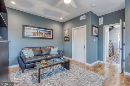 1112 17 St, Philadelphia PA 19146-4717 exterior