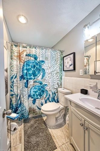 1096 Rordon Ave, Naples FL 34103-4577 exterior