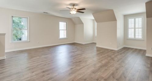 3052 Oaktree Ln, Duluth GA 30096-5886 exterior