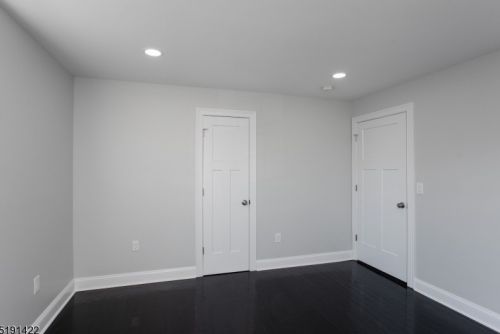 49 Elmwood Ave, Montclair NJ  07042-4531 exterior