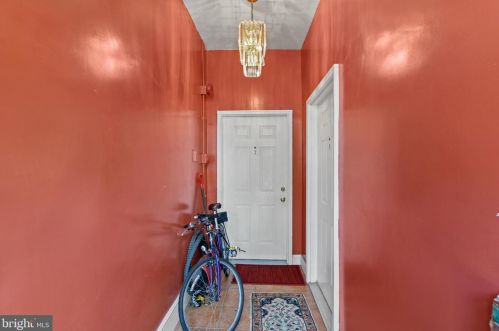 2908 13th St, Washington, DC 20009-5302