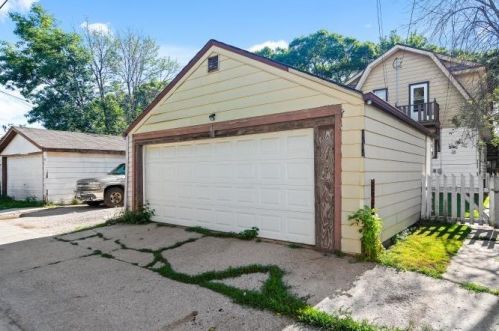 5413 38th St, Milwaukee WI  53209-4738 exterior