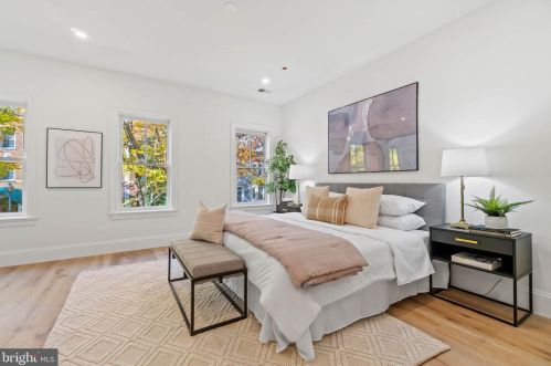 17 9th St, Washington DC  20003-1333 exterior