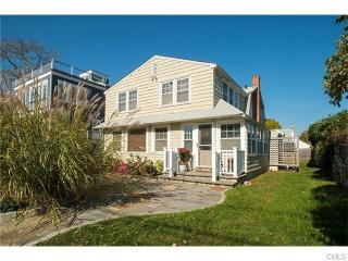 10 Westport Ave, Westport, CT 06880-6848