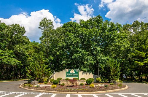 1202 Dahlia Ct, Jackson Twp NJ 08527-4160 exterior