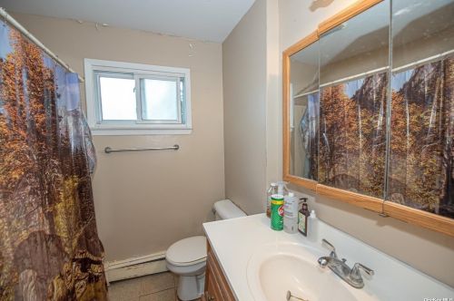 23 Simon St, Babylon NY  11702-2325 exterior