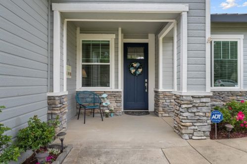 490 Hall St, Folsom, CA 95630-9531