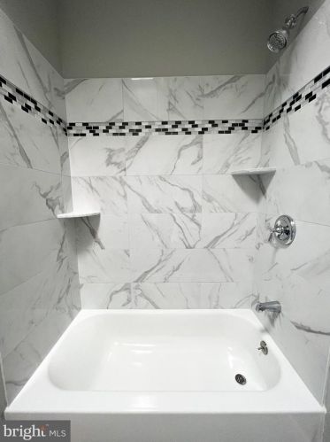 4924 9th St, Philadelphia PA  19141-3926 exterior