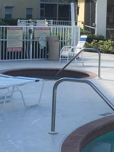 9165 Celeste Dr, Naples FL 34113-3049 exterior