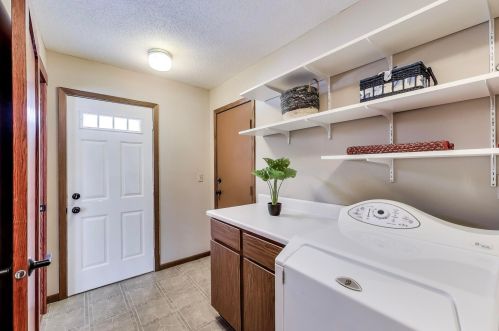 1975 Betty Jane Ct, Saint Paul MN 55109 exterior