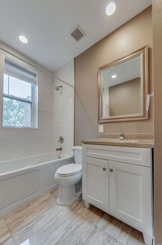 4152 Arsenal St, Saint Louis MO  63116-3923 exterior