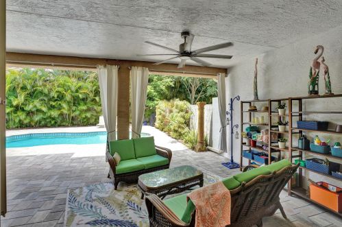 7859 Emerald Winds Cir, Boynton Beach FL 33473-7834 exterior