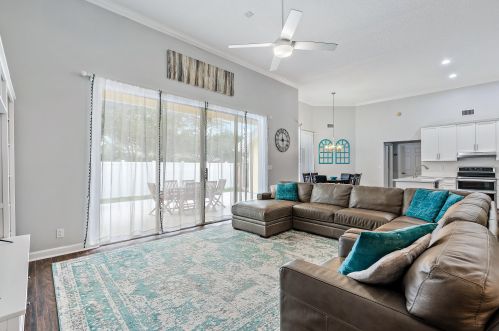 104 Jeanette Way, Jupiter FL exterior