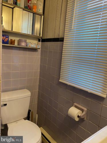 47 Norman St, Chester PA 19014-2140 exterior