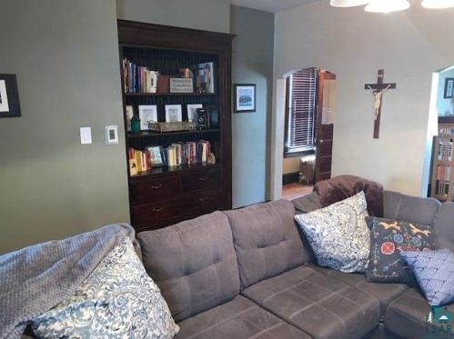 2820 2nd St, Duluth MN 55812-1921 exterior