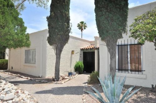 6352 Orange Tree Dr, Tucson AZ  85704-3953 exterior