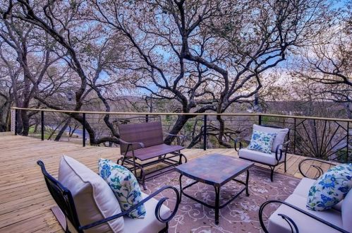 2303 Bahama Rd, Austin, TX 78733-1204