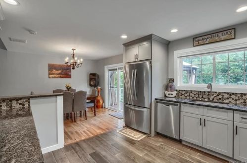 50 Scott Dr, Middletown NY 10941-1111 exterior