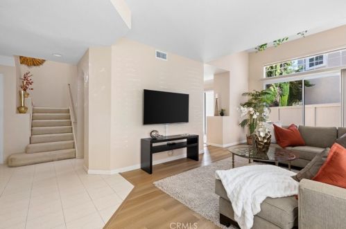 2375 Cascade, Tustin CA exterior