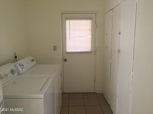 2554 Flanwill Blvd, Tucson AZ 85716-2251 exterior