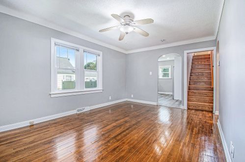 557 Ferris St, Kalamazoo, MI 49048-3442